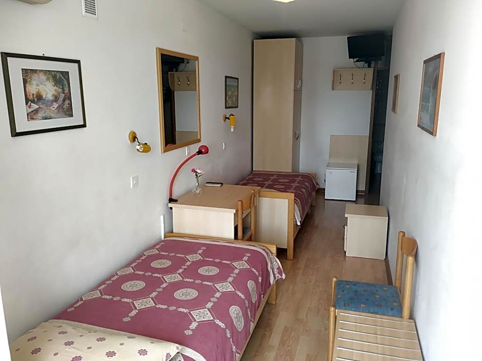 Accomodation Pertout