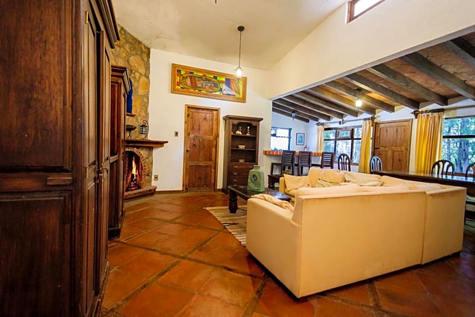 Lago Sol Hotel & Suites