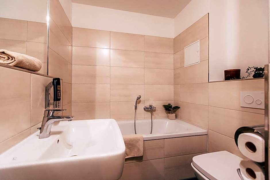 Luga Homes - Stadthaus