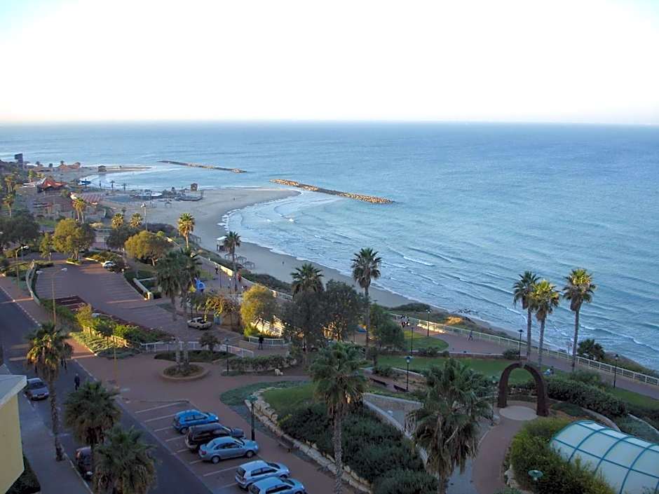 Mizpe Yam Boutique Hotel