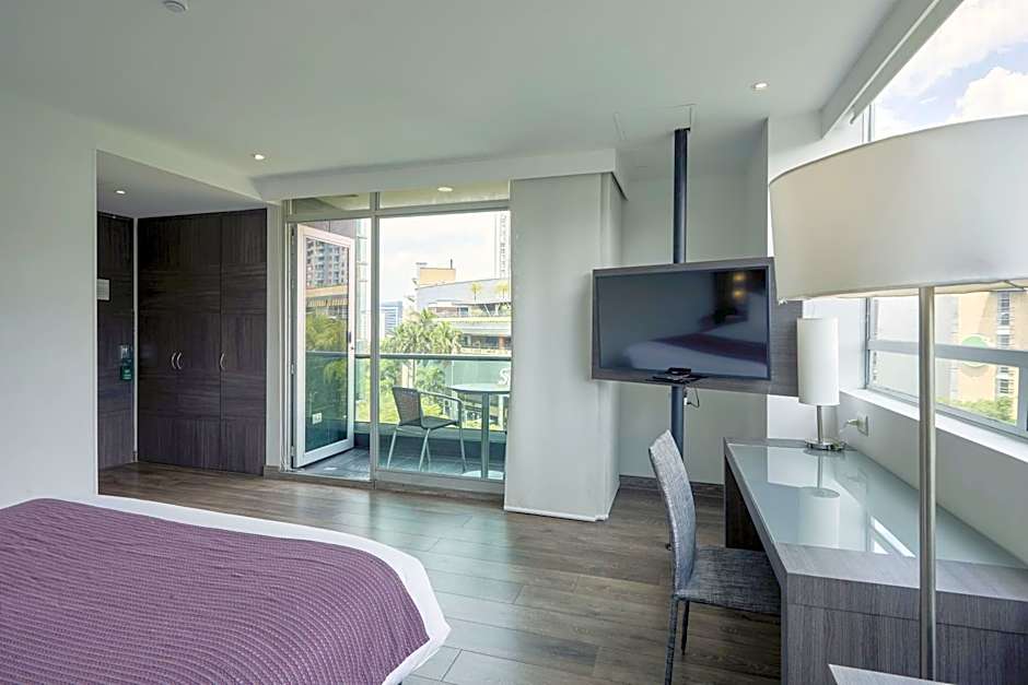 Hotel bh El Poblado