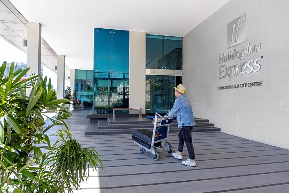 Holiday Inn Express Kota Kinabalu City Centre By IHG