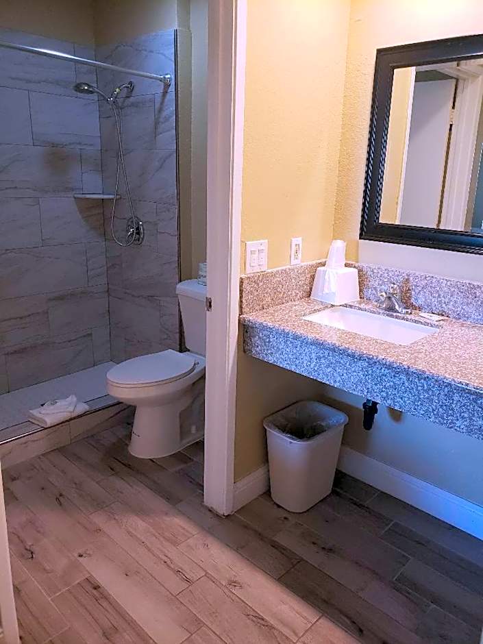 University Inn Fresno