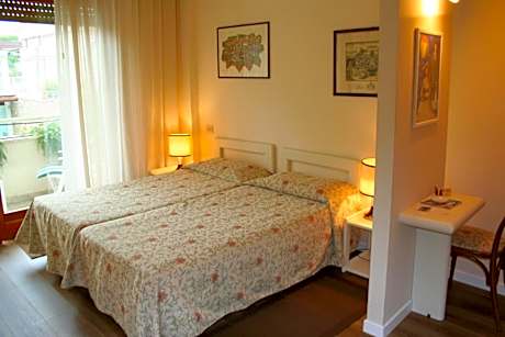 Superior Double Room with Balcony