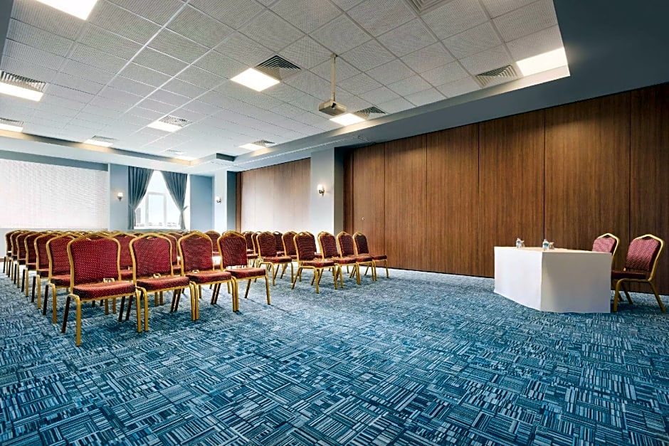 Hawthorn Suites by Wyndham Cerkezkoy