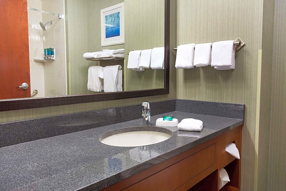 Drury Inn & Suites Burlington