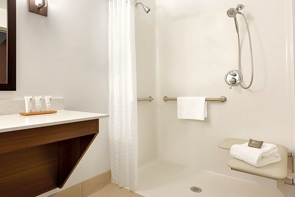 Country Inn & Suites by Radisson, Greensboro, NC
