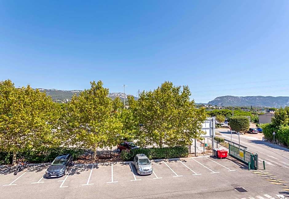 B&B HOTEL Toulon Ollioules