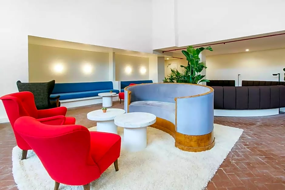 Gowanus Inn & Yard Hotel