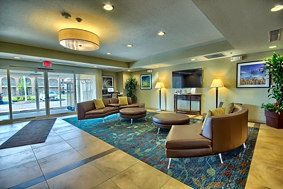 Candlewood Suites Columbus - Grove City