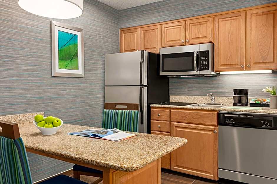 Homewood Suites By Hilton Fort Myers