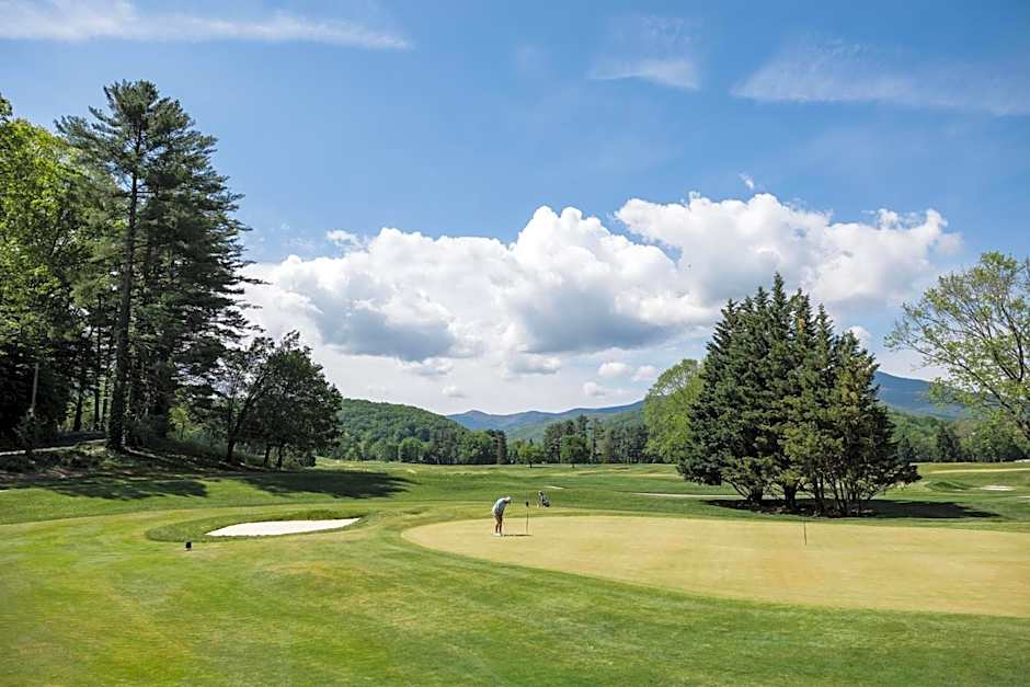 Waynesville Inn and Golf Club, Tapestry Collection by Hilton