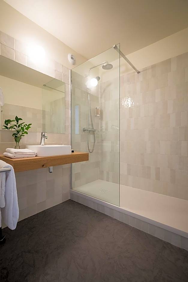 Best Western Le Bois De La Marche