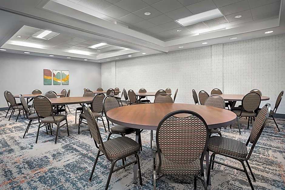 Homewood Suites By Hilton Cleveland-Solon