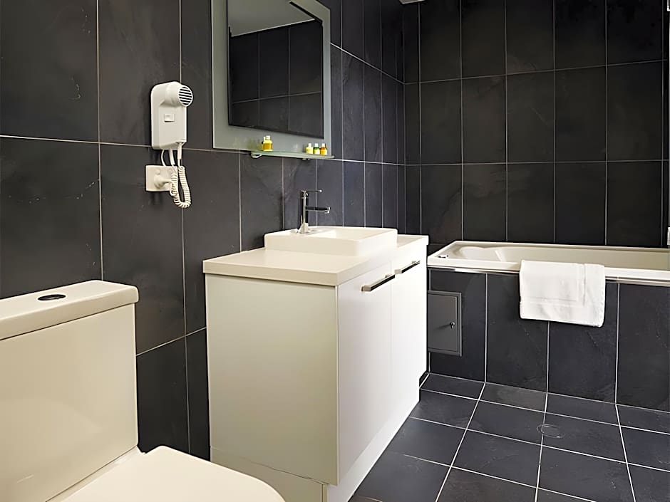 Crown on Darby Apartment