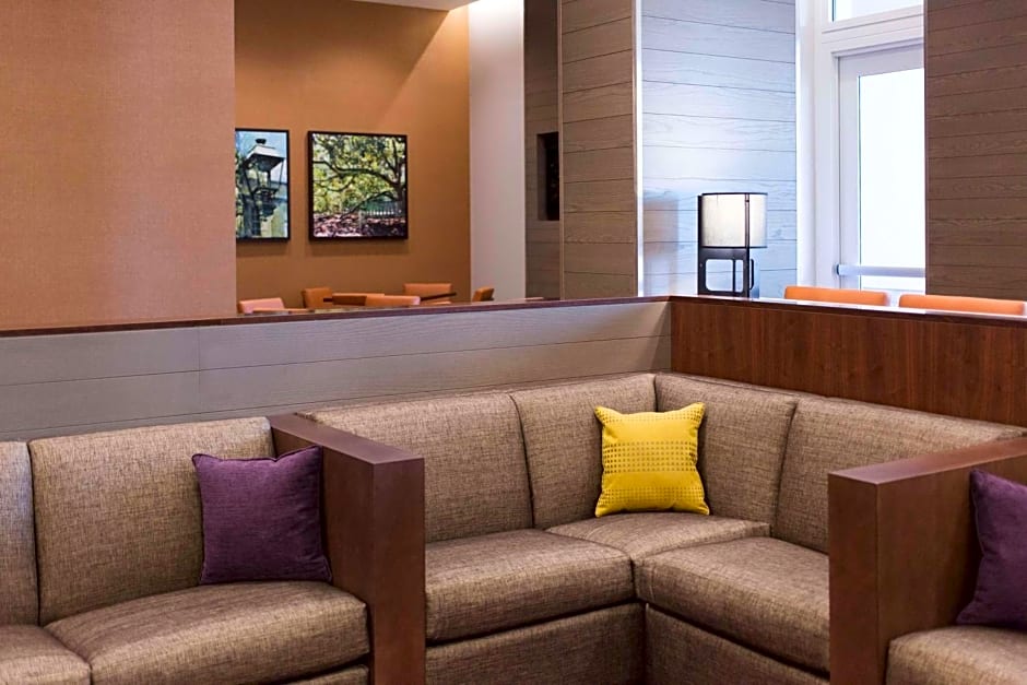 Hyatt House Charleston - Historic District