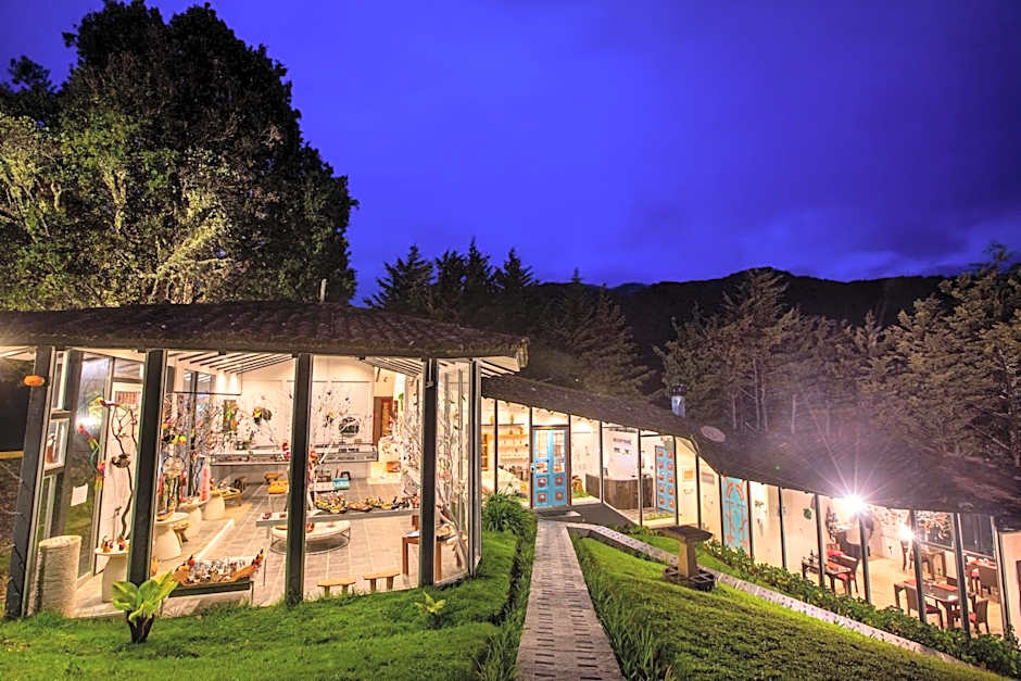 Dantica Cloud Forest Lodge