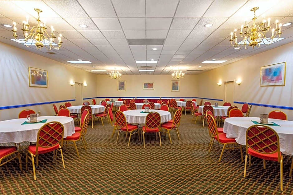 Baymont by Wyndham Queensbury/Lake George