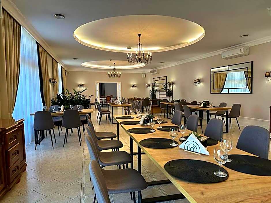 Centrum Konferencyjno-Apartamentowe Mrówka