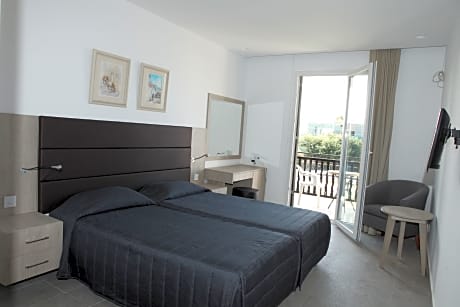 Double or twin deluxe