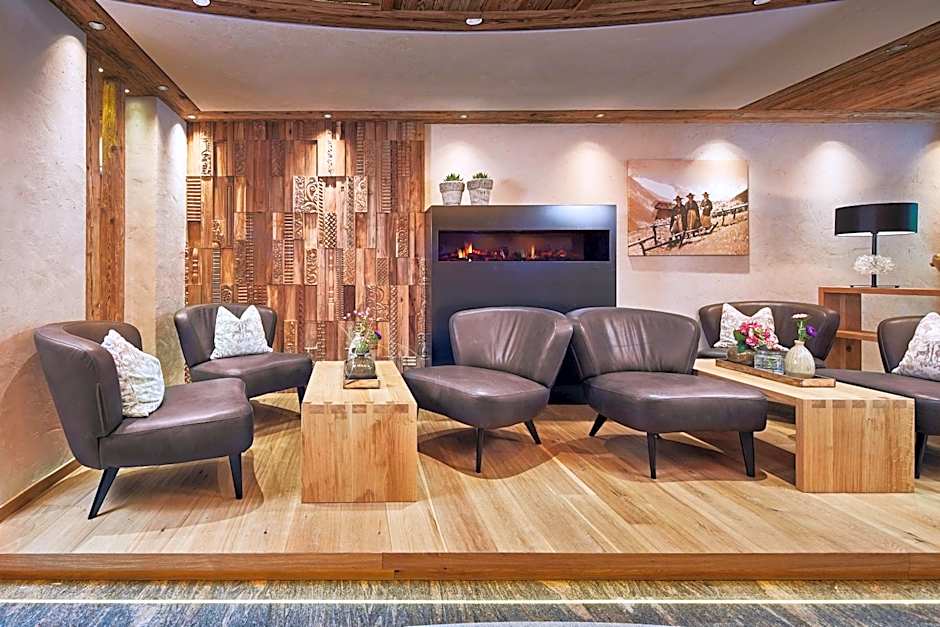 Hotel Berghof Crystal Spa & Sports