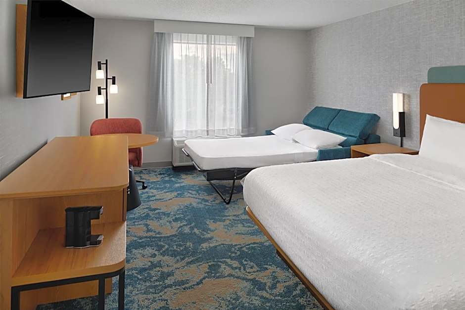 Hampton Inn & Suites Detroit/Sterling Heights