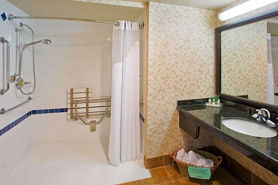 Holiday Inn North Vancouver By IHG