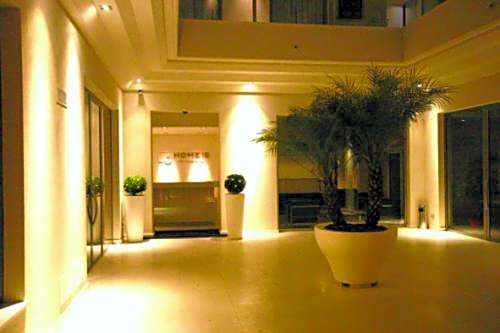Home 15 Residence Hotel