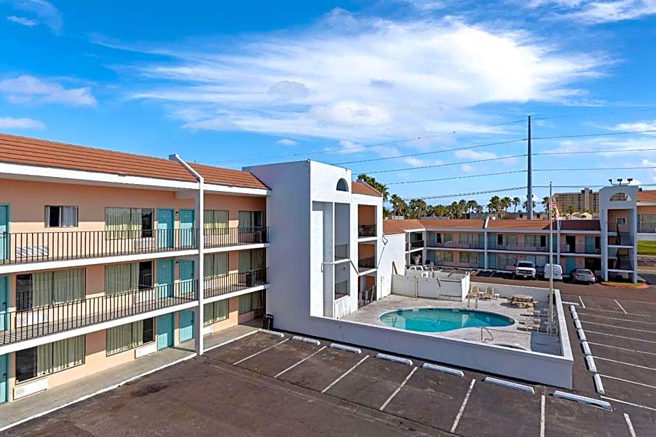 WindWater Hotel and Marina