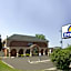 Days Inn by Wyndham Willmar