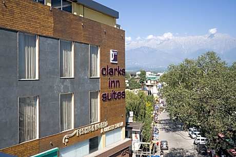 Hotel Clarks Inn Suites Kangra
