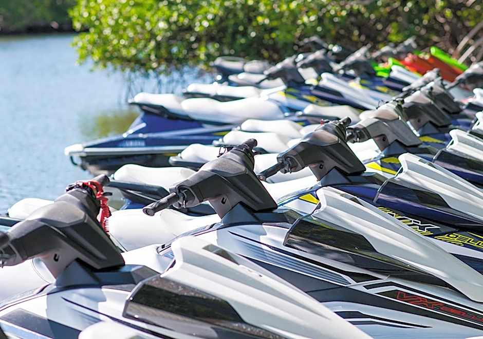 Parrot Key Hotel & Villas