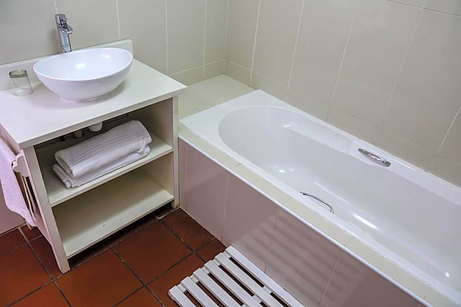 Newcastle Country Lodge