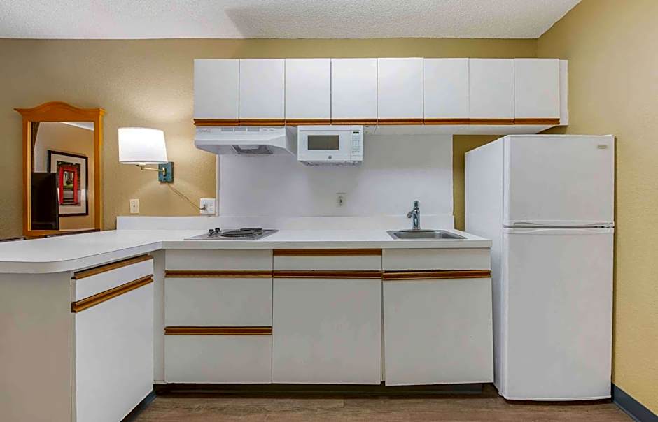 Extended Stay America Select Suites - Jacksonville - Baymeadows