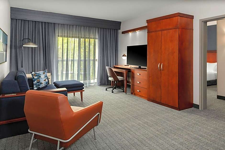 Courtyard by Marriott Pittsburgh Greensburg