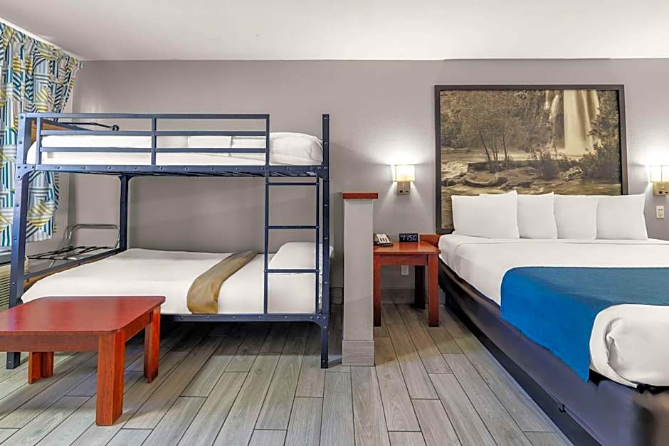 Studio 6 Flagstaff AZ