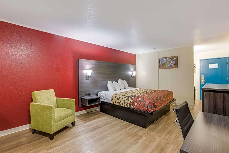 Econo Lodge Garden City