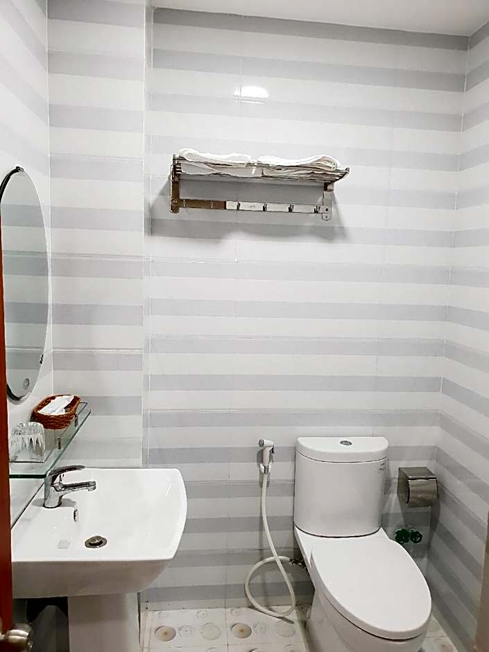 Quy Nhon center hotel