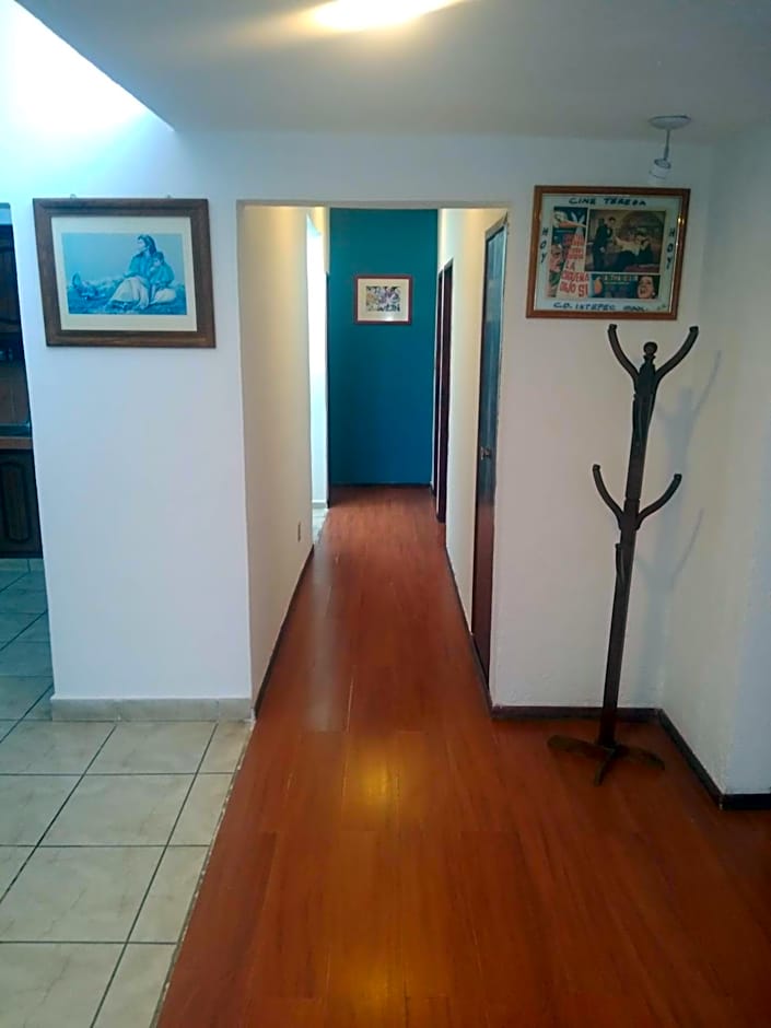 Finca Mc'Clau Teotihuacan, Casa residencial entera