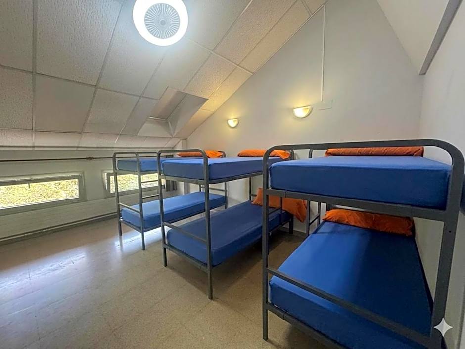 Residencia Albergue Jaca