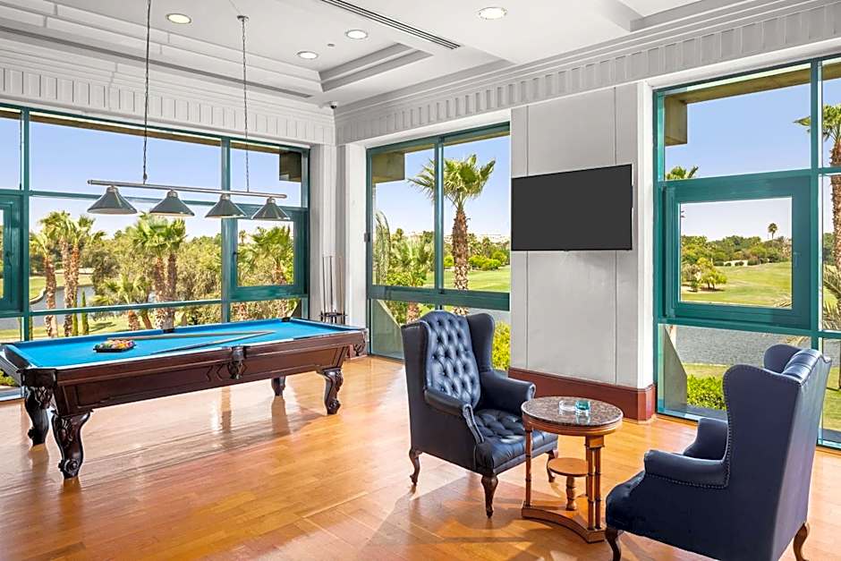 Hilton Pyramids Golf