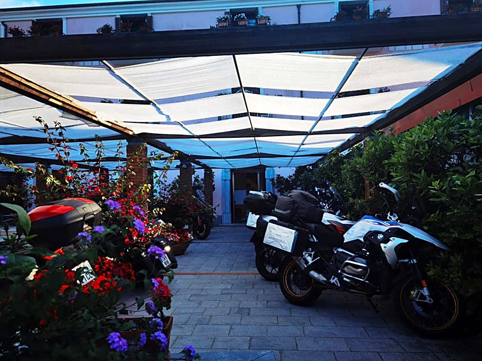 Hotel Pisacane
