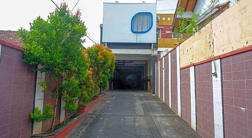 RedDoorz @ Hotel Artama Pandanaran Semarang