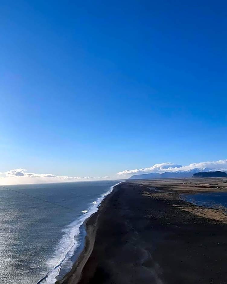 Black Beach Suites