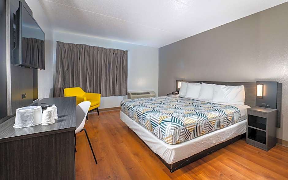 Motel 6-Branford, CT - New Haven