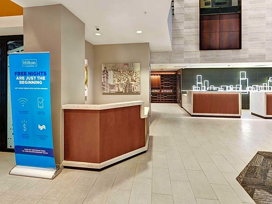 Hampton Inn By Hilton And Suites Downtown Chicago