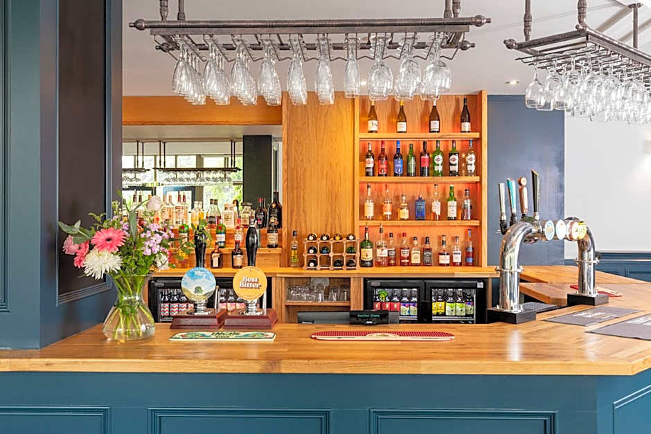 George Hotel