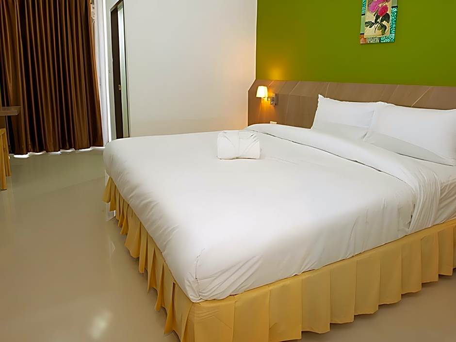 Soontree House Hotel