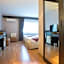 Kiss Gardenhome Chic Hotel