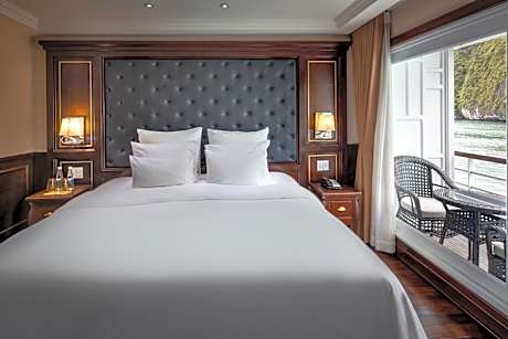 Deluxe with Balcony - 2 Day 1 Night Package